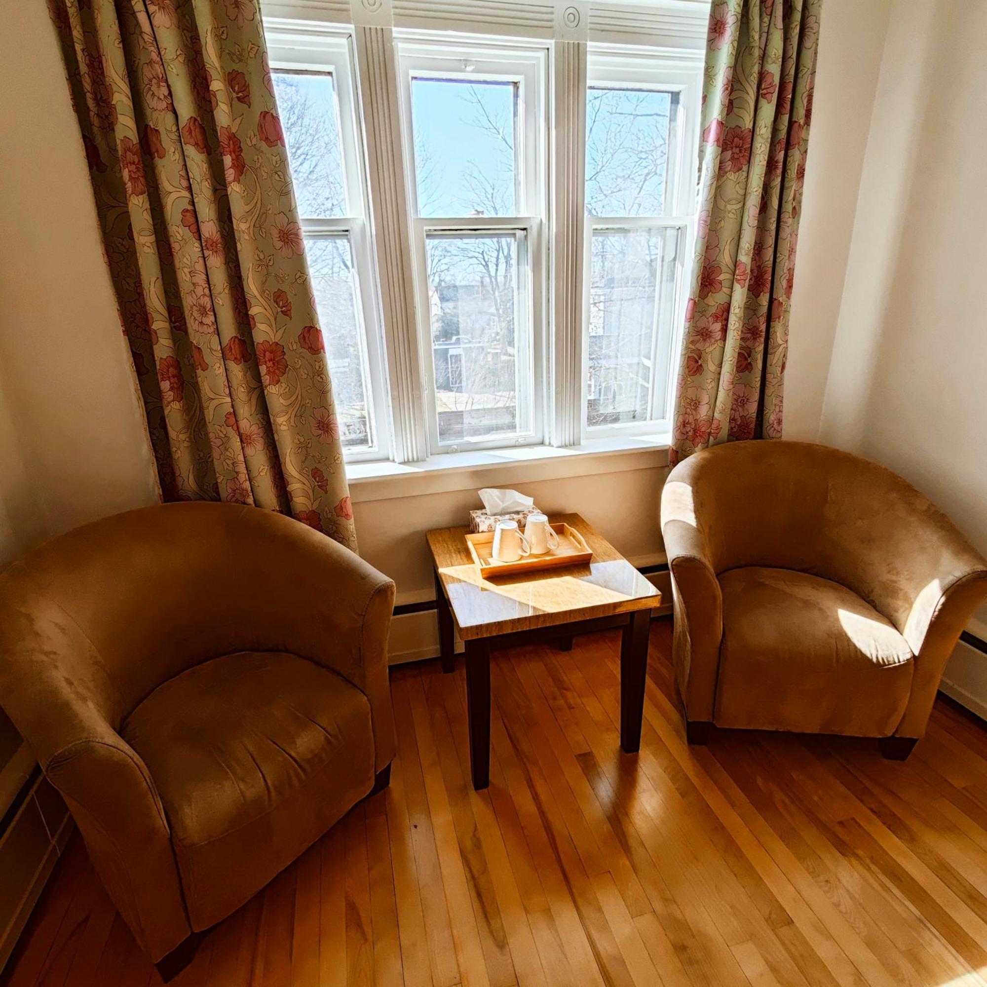 Bed and Breakfast Andy'S Blue House Charlottetown Esterno foto