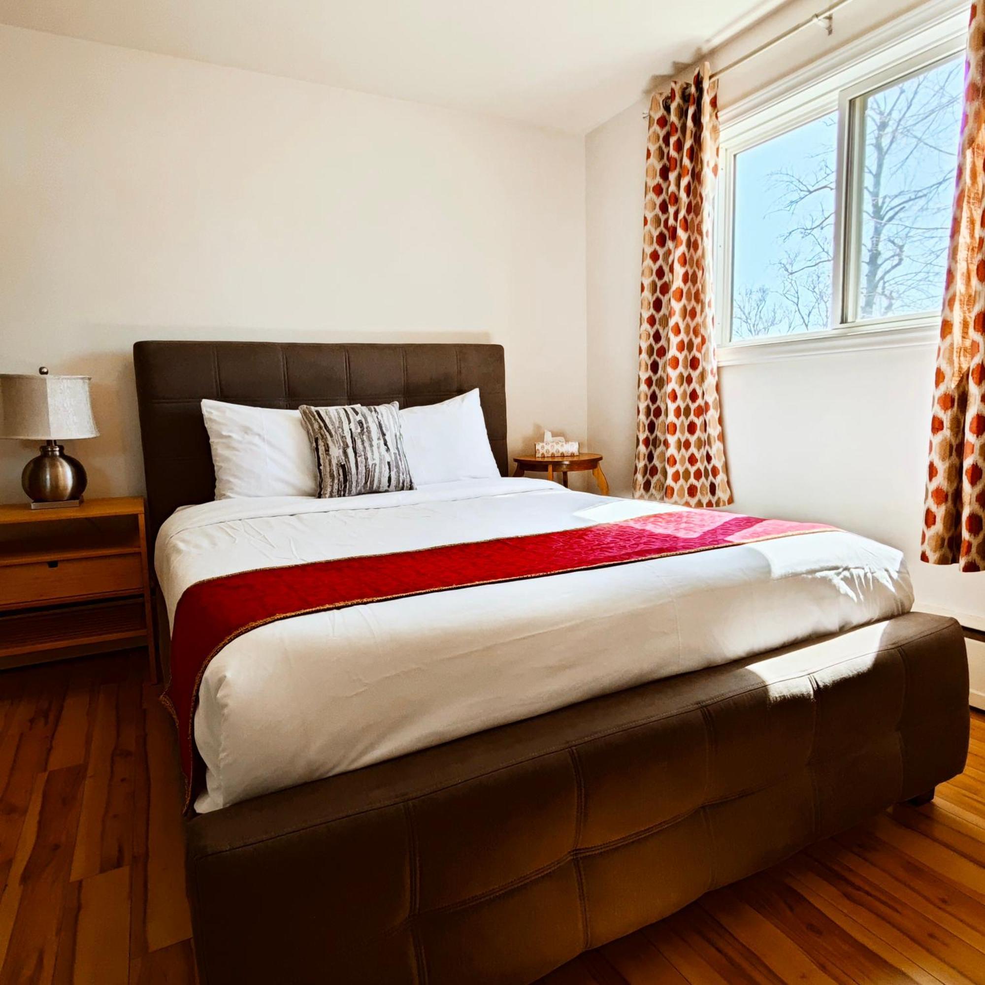 Bed and Breakfast Andy'S Blue House Charlottetown Esterno foto