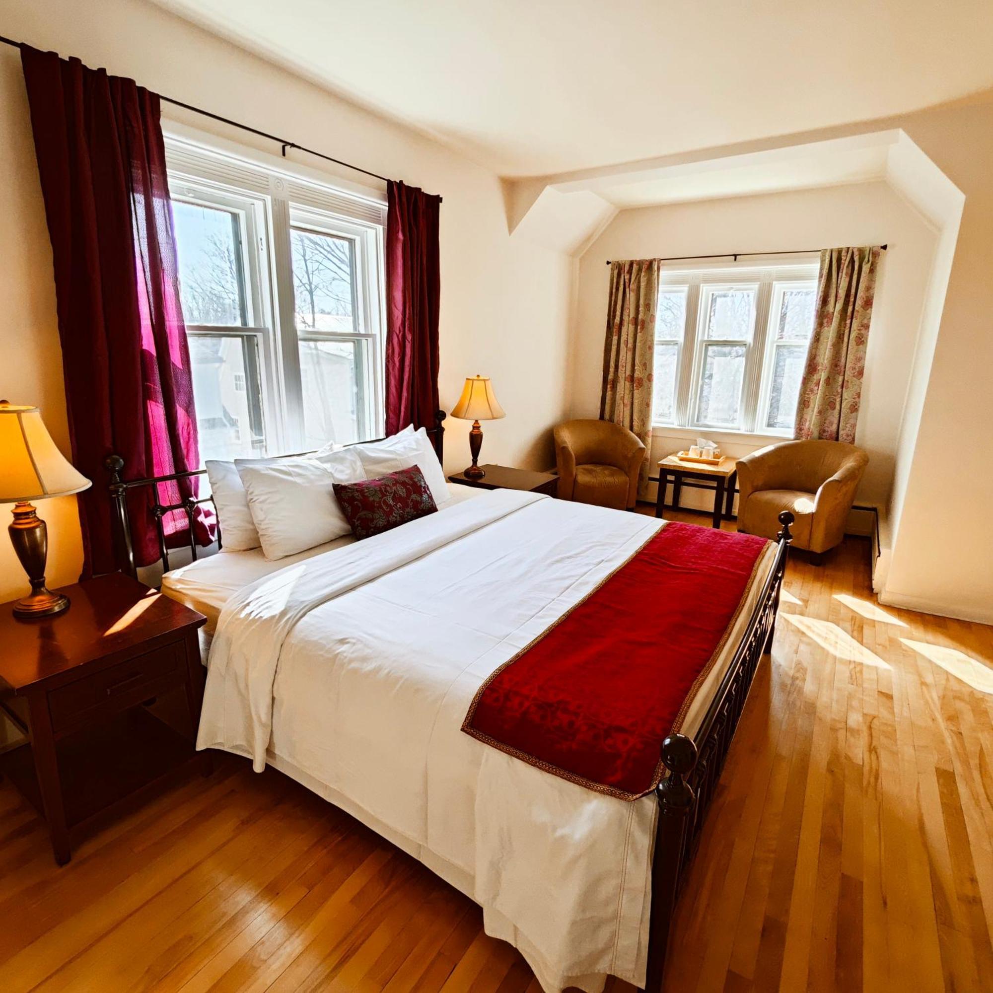 Bed and Breakfast Andy'S Blue House Charlottetown Esterno foto