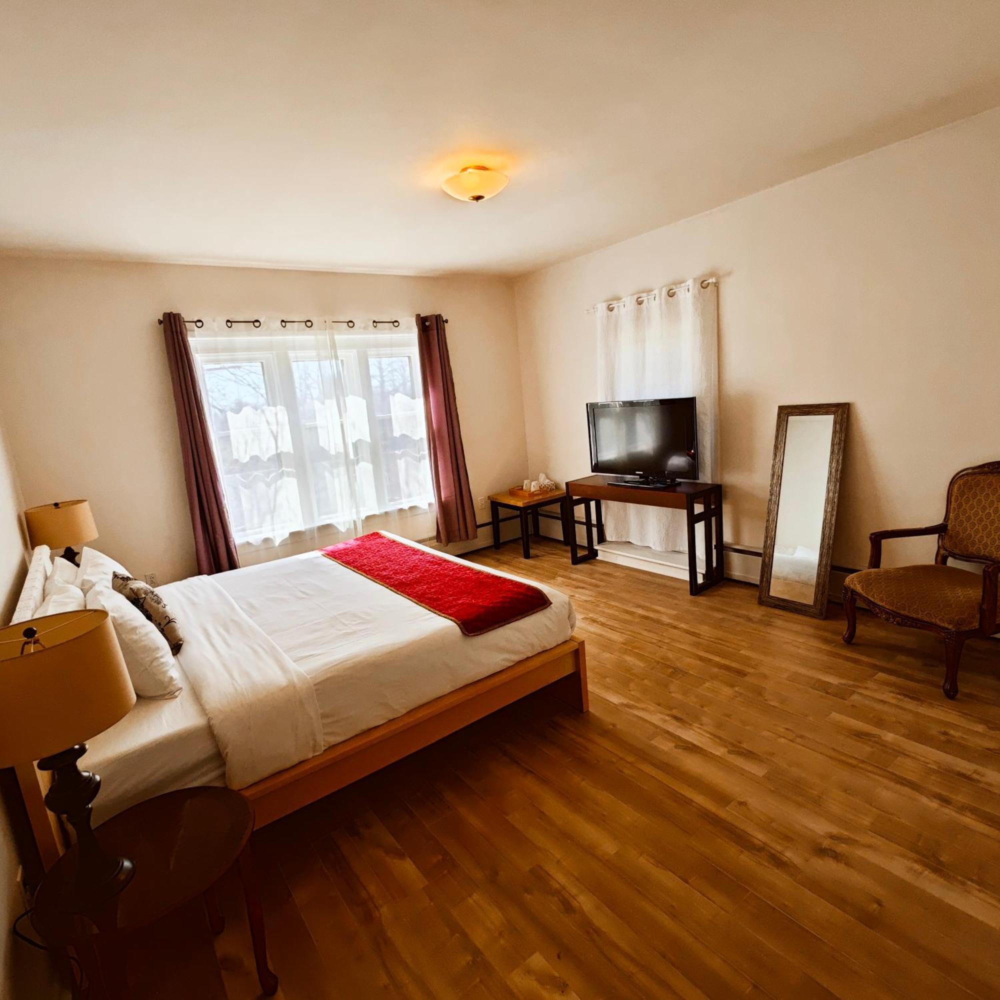Bed and Breakfast Andy'S Blue House Charlottetown Esterno foto
