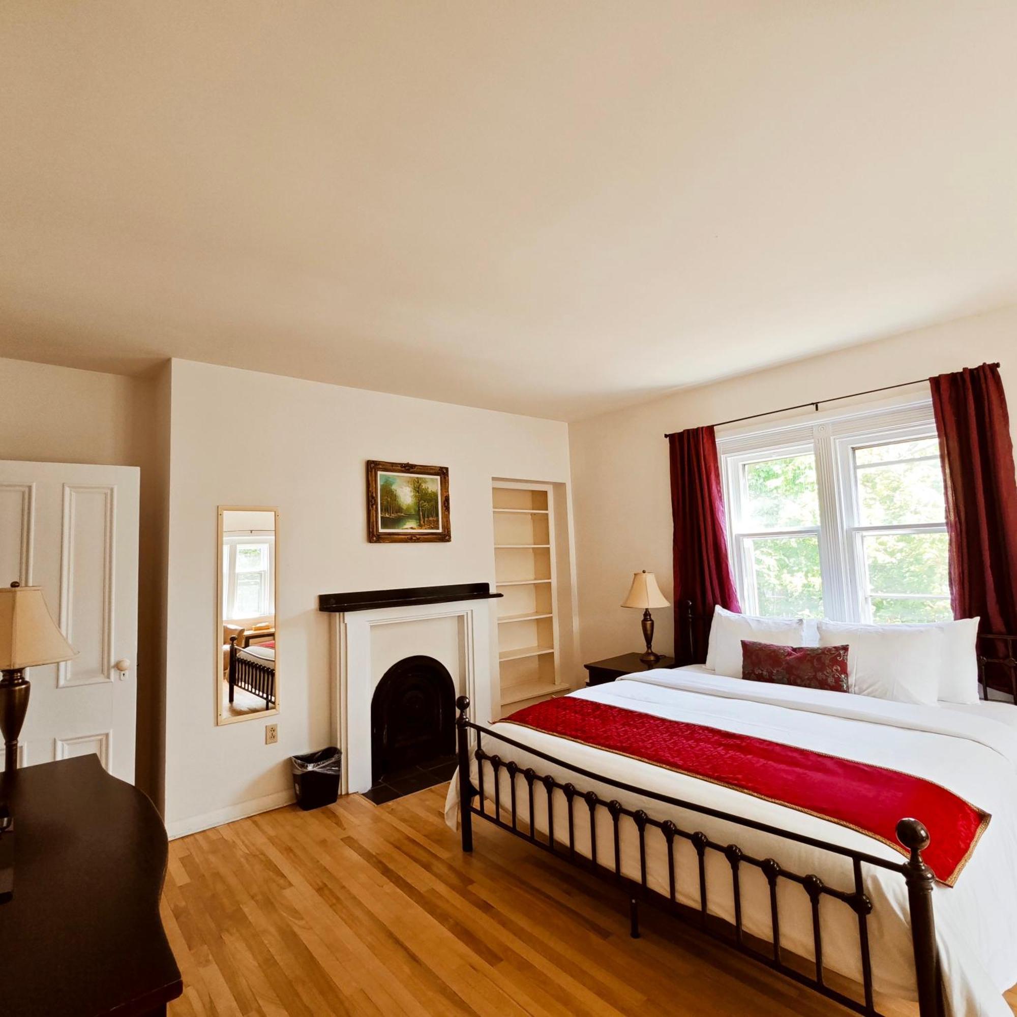 Bed and Breakfast Andy'S Blue House Charlottetown Esterno foto